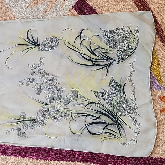 Botanical True Vintage Scarf - Picture 5 of 12